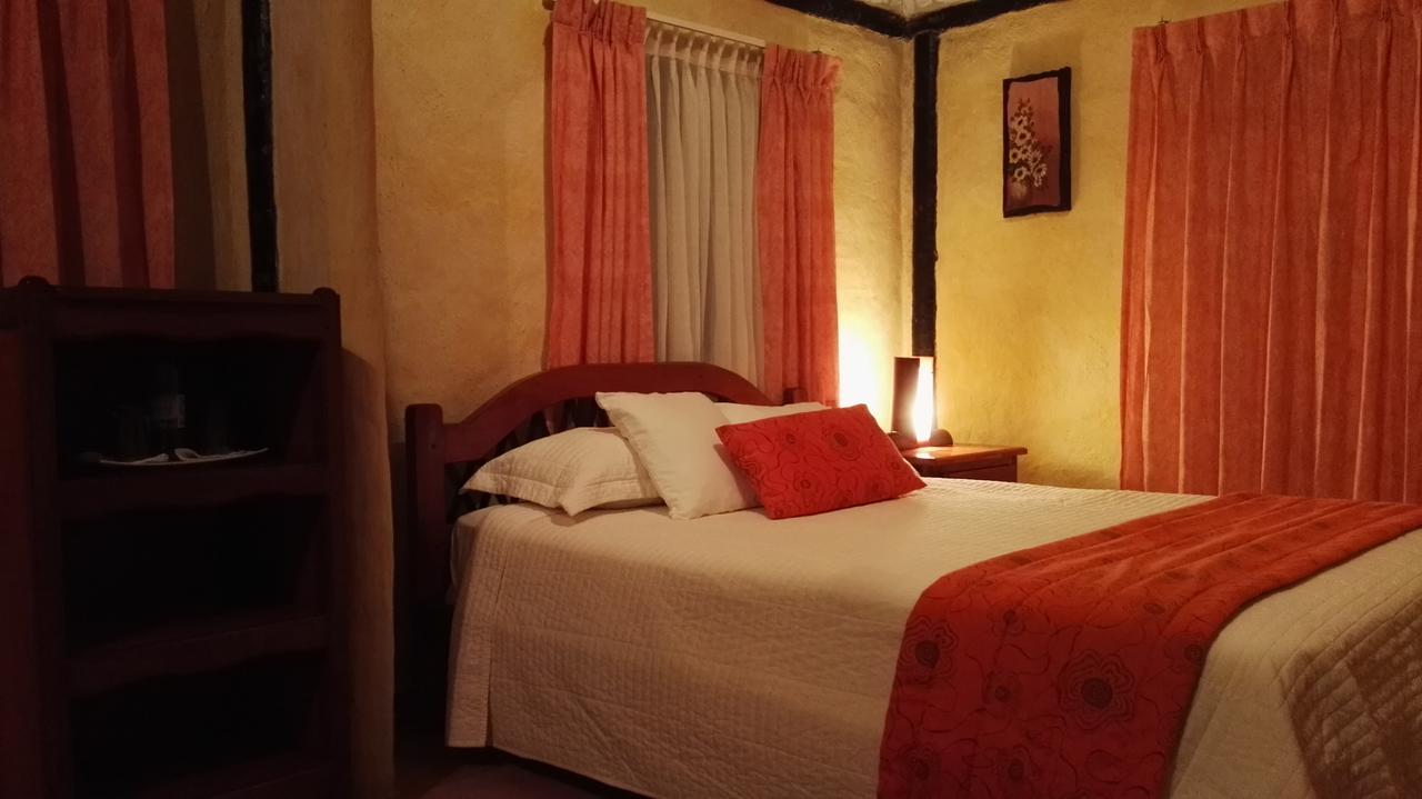 San Miguel de los Bancos Hosteria "El Encanto" מראה חיצוני תמונה